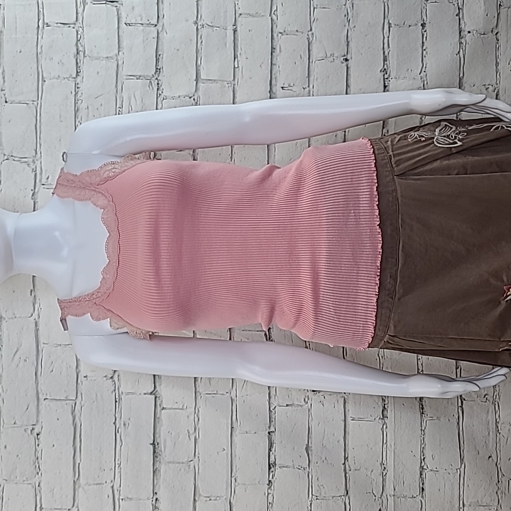 Merona Dressy Feminine Lace Trimmed Scoop Neck Sleeveless Ruffle Hem Tank Pink